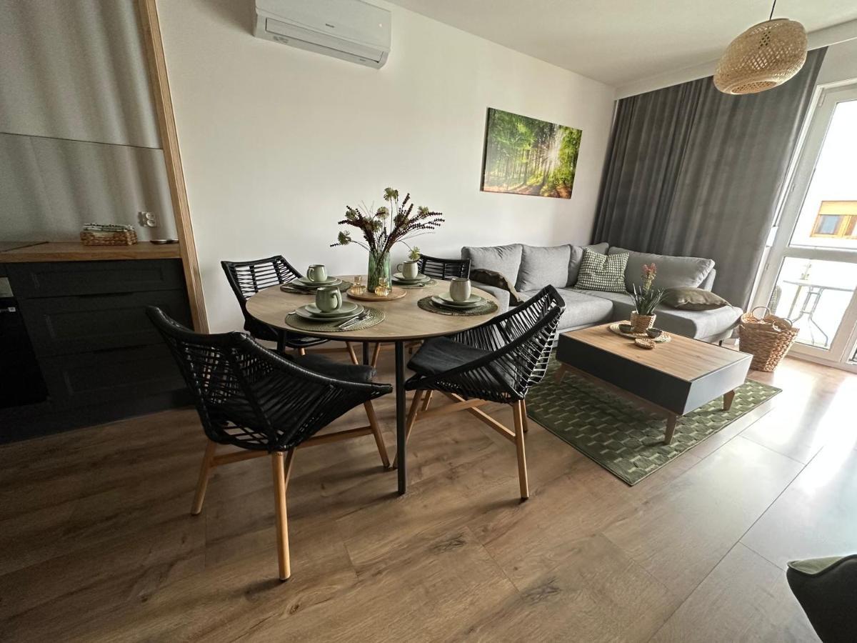 Apartament 28 W Dolinie Baryczy - 5D Apartamenty 米利奇 外观 照片